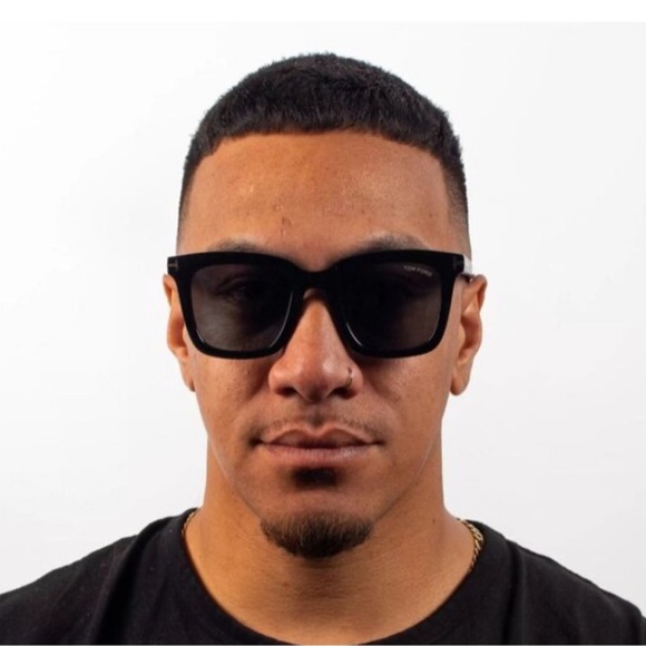 NIB TOM FORD TF970-K 01A SUNGLASSES BLACK UNISEX EYEWEAR POLARIZED - Picture 4 of 8